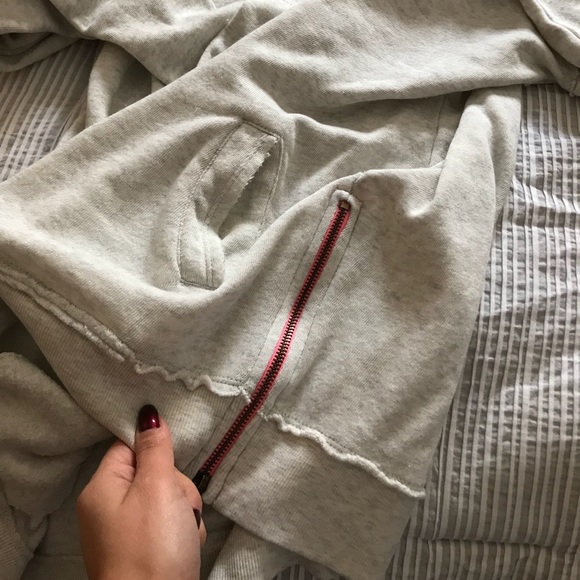 Last๐New๐Soft side zip hoody - Picture 5 of 6